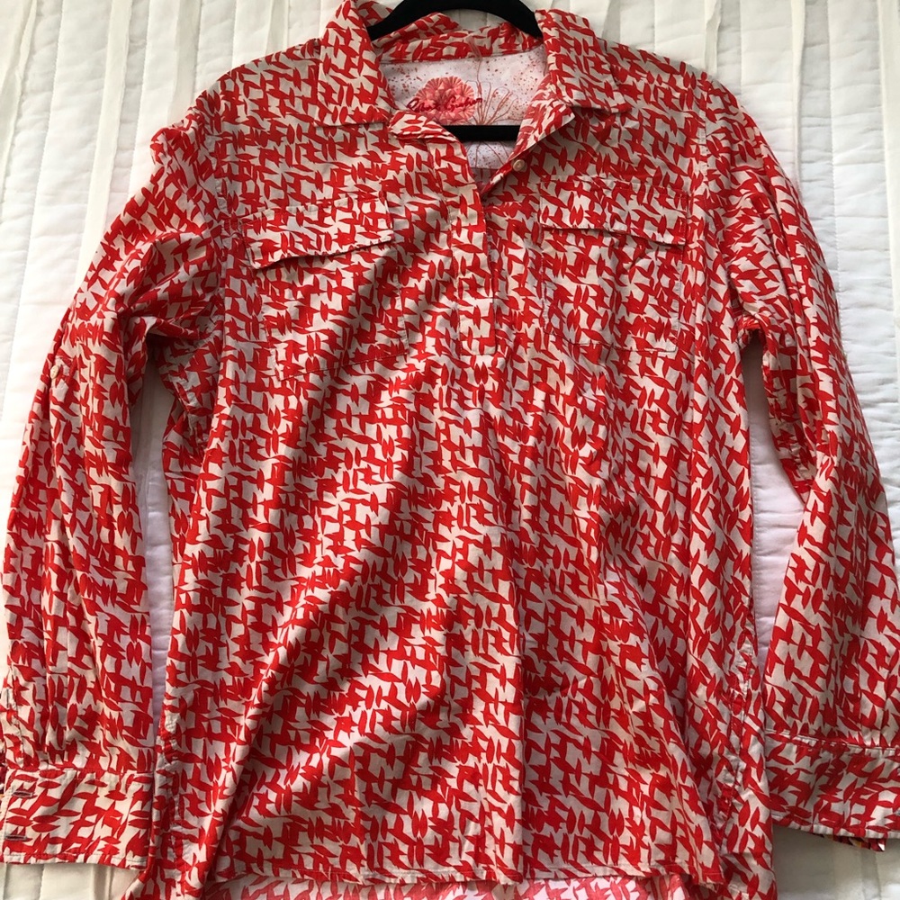 Robert Grahan coral and white blouse